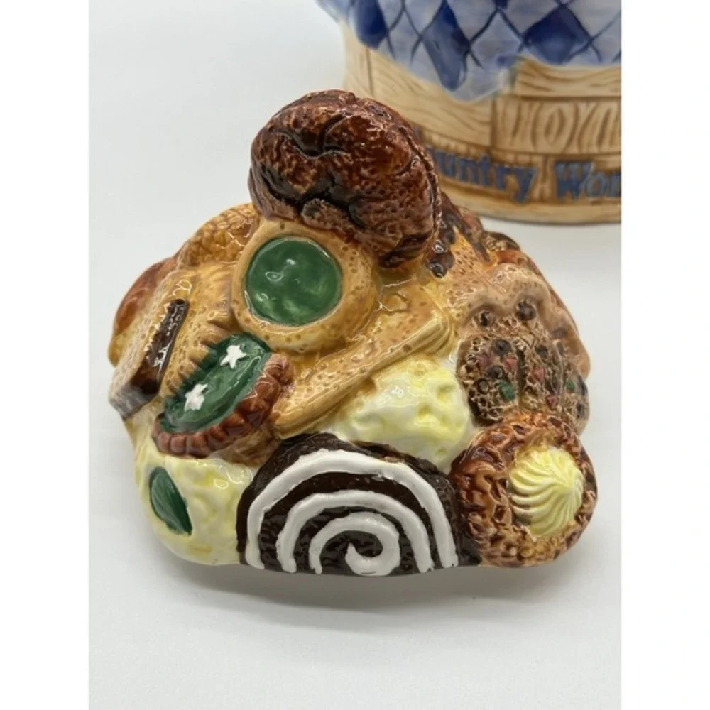 Cookie Jar Country Woman Basket Filled With  Cookies‎ Baked Goods Cardinal Inc